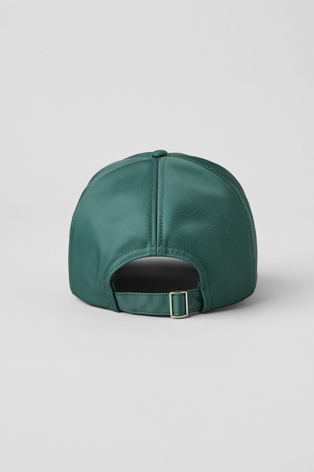 Alo Yoga Satin Off-Duty Miesten Lippis Winter Ivy | Suomi  5268-GMXVZ