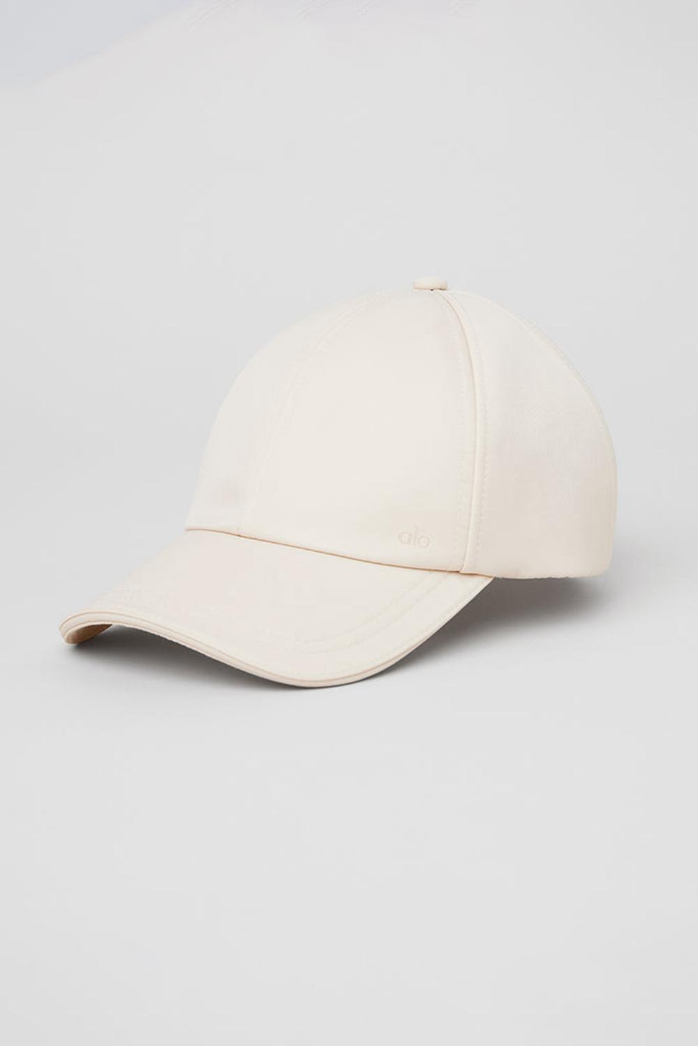 Alo Yoga Satin Off-Duty Naisten Lippis Creme | Suomi  5794-OEWJT