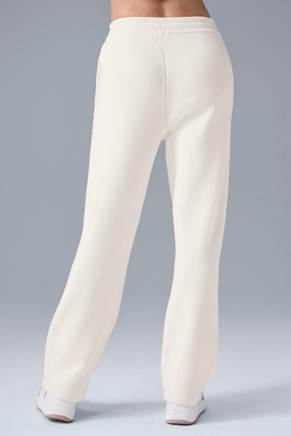Alo Yoga Scholar Straight Leg Naisten Collegehousut Ivory | Suomi  3048-XYMHC