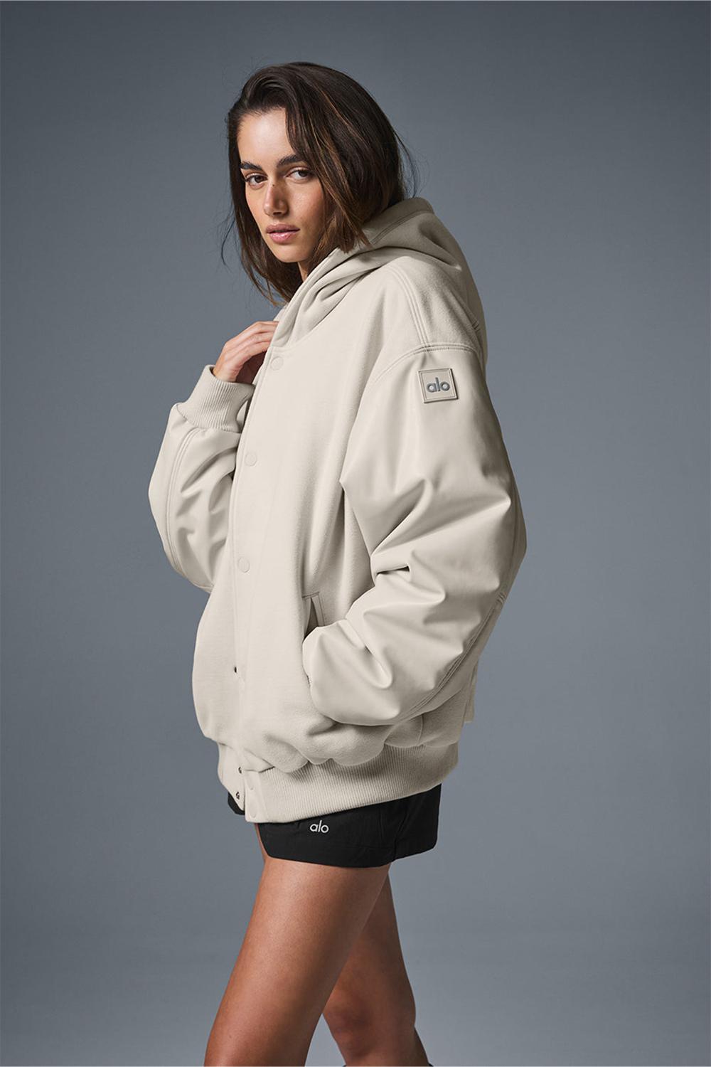 Alo Yoga Select Hooded Bomber Naisten Takit Bone | Suomi  9740-LTIVB