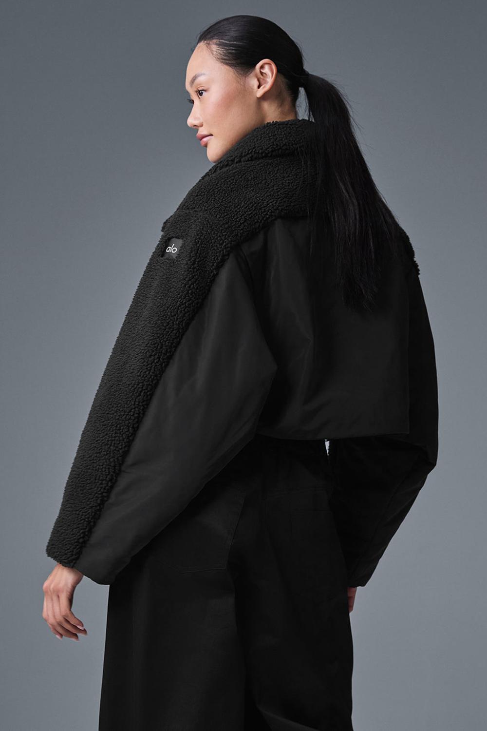 Alo Yoga Sherpa Cozy Escape Naisten Puffer Takki Mustat Mustat | Suomi  3249-PYUIS