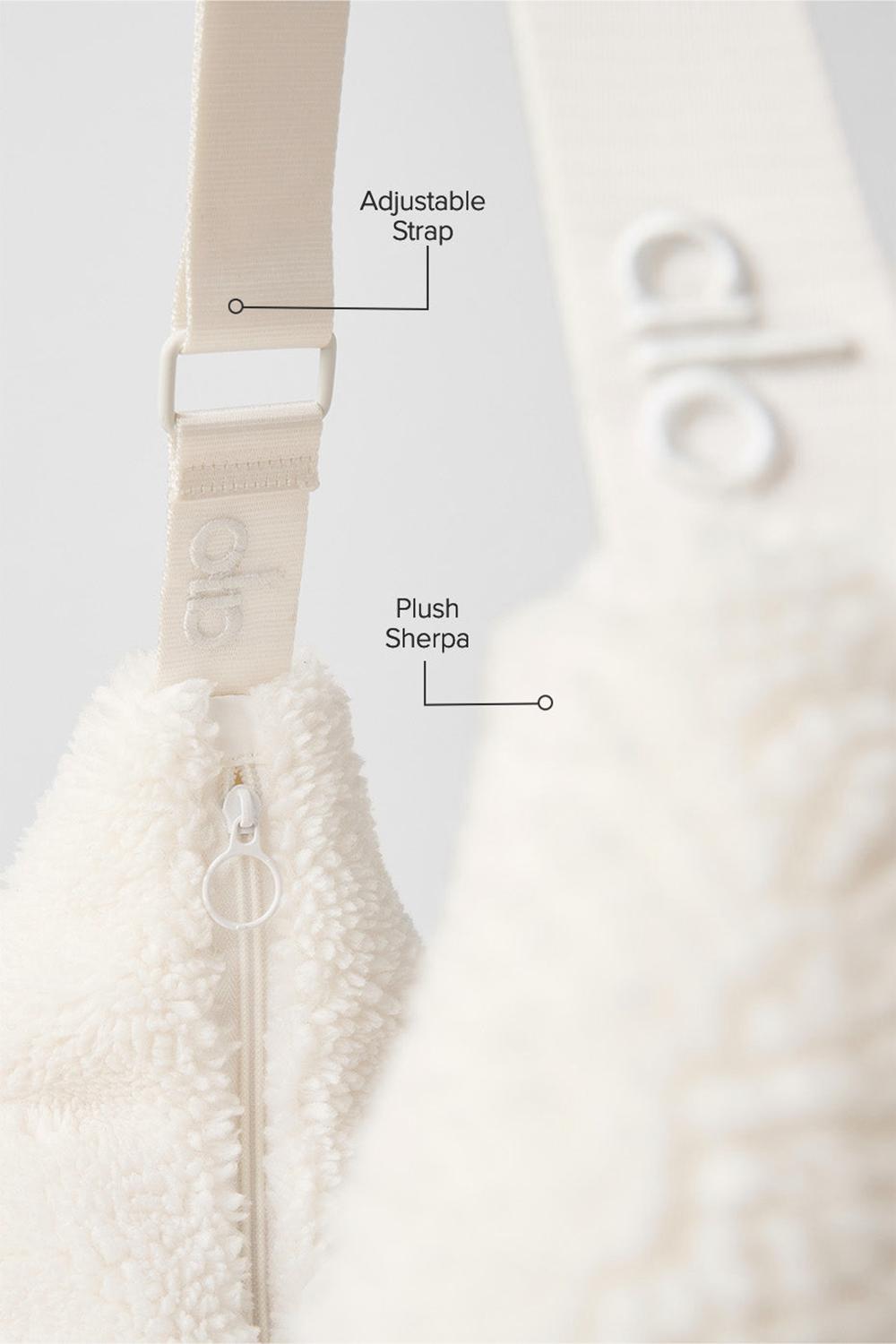 Alo Yoga Sherpa Om The Go Naisten Sling Laukku Ivory | Suomi  8492-HRKUJ