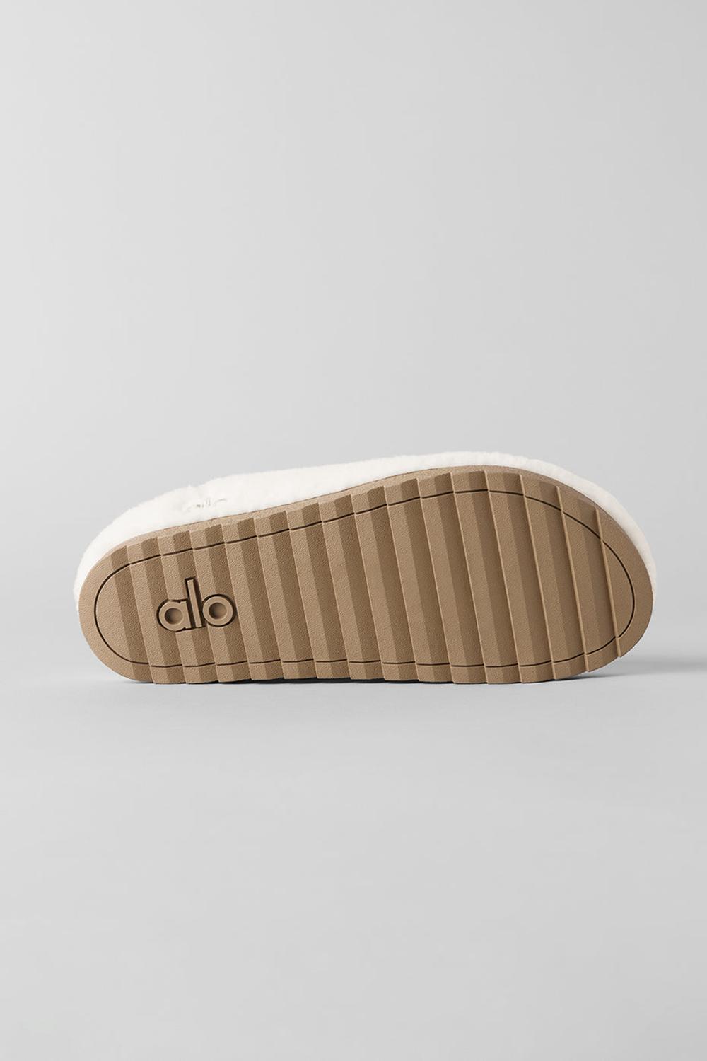 Alo Yoga Sherpa Recovery Miesten Tossut Ivory | Suomi  0162-RYUES