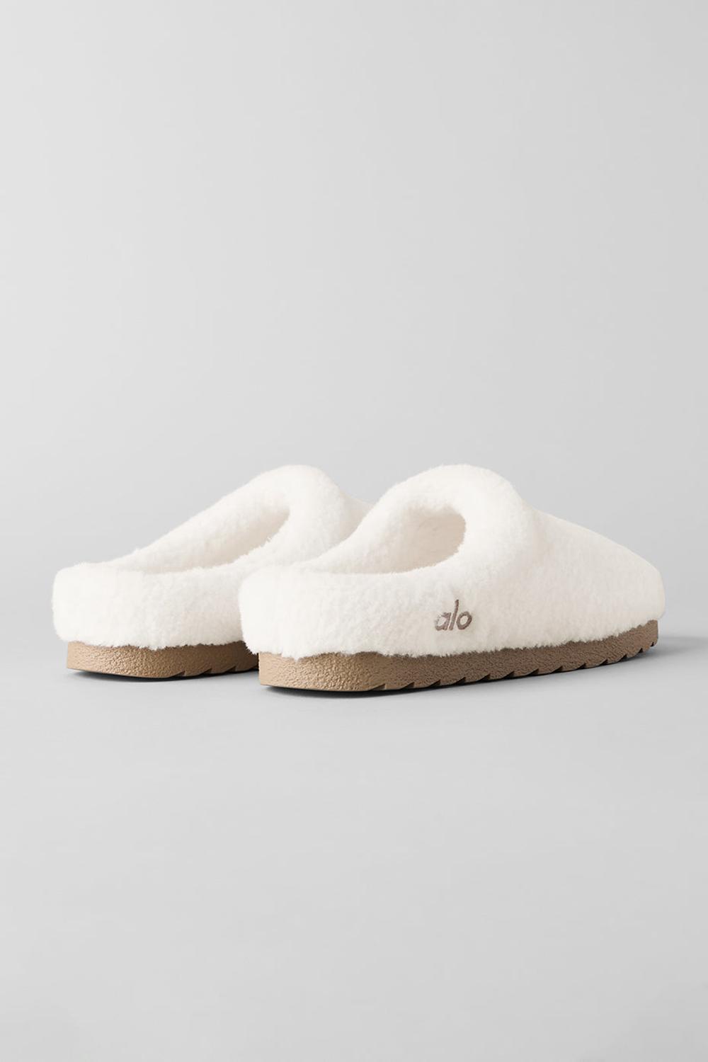Alo Yoga Sherpa Recovery Naisten Tossut Ivory | Suomi  3016-XKTDF