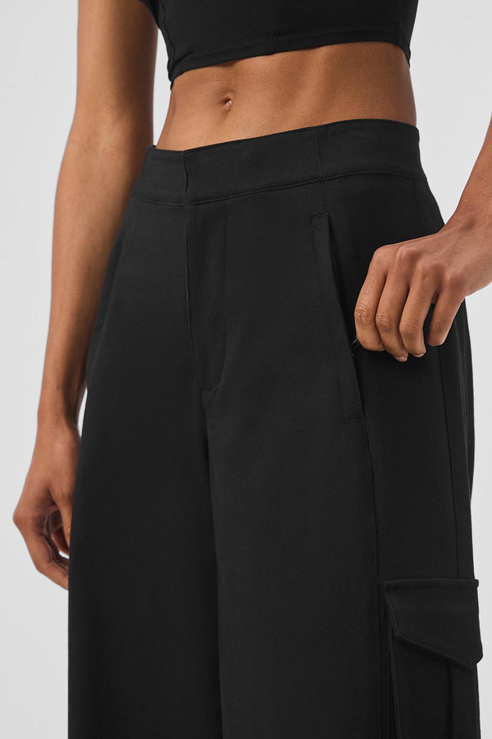 Alo Yoga Show Off Cargo Wide Leg (Regular) Naisten Housut Mustat | Suomi  6580-XWGOV