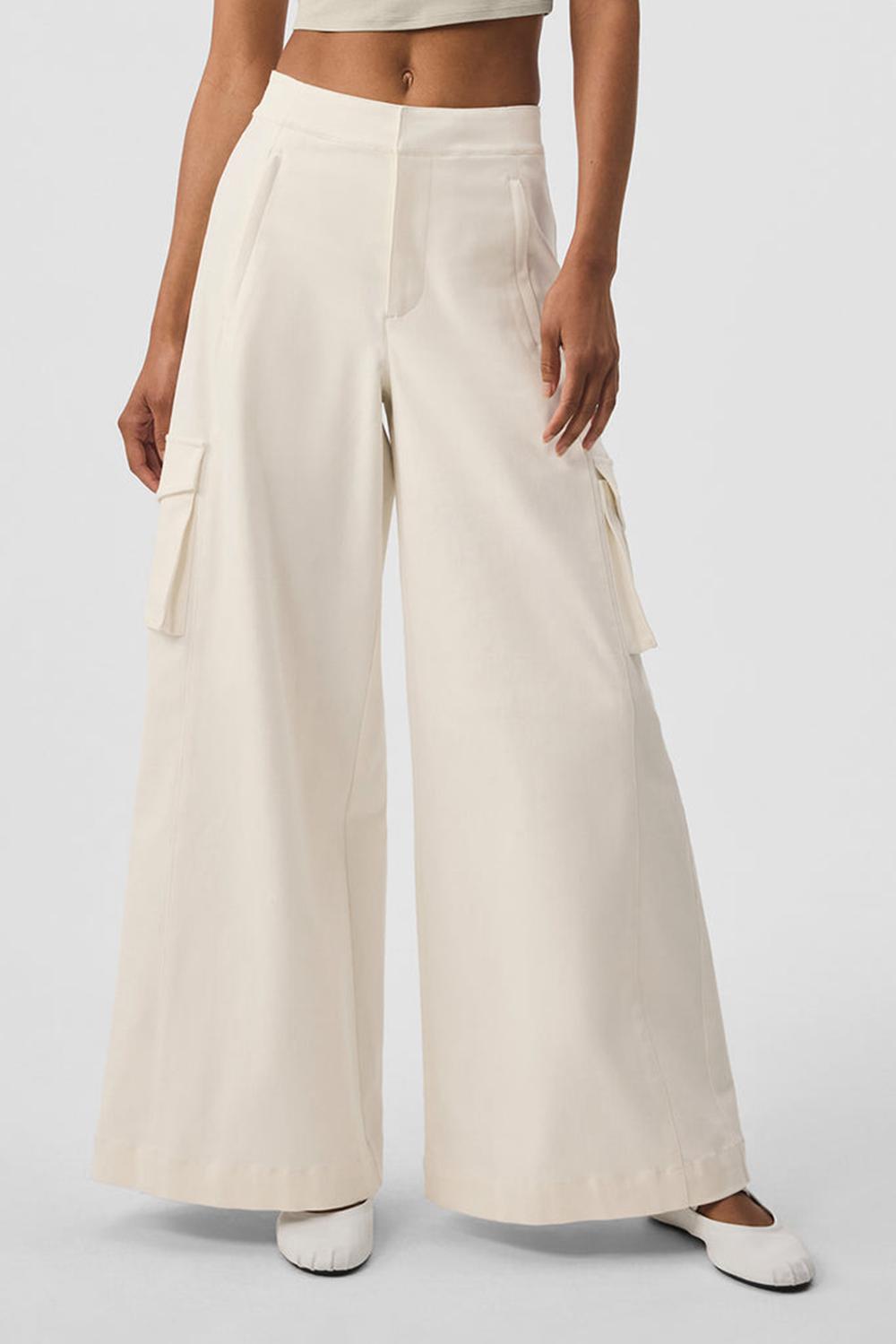 Alo Yoga Show Off Cargo Wide Leg (Regular) Naisten Housut Ivory | Suomi  8062-LAZUQ