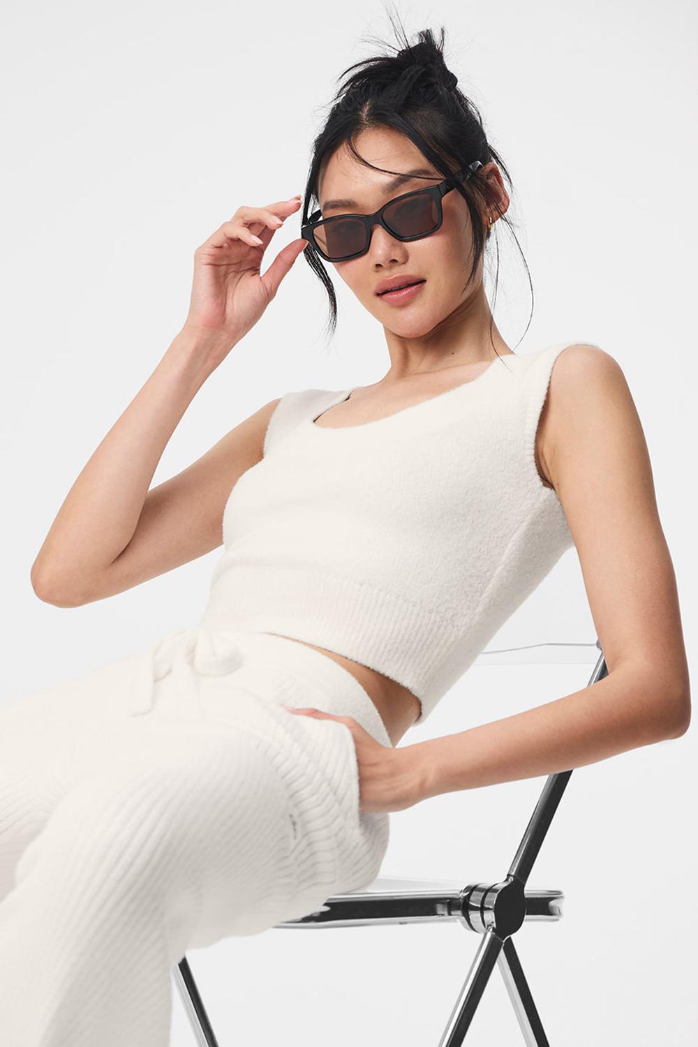 Alo Yoga Snuggle Up Naisten Short Sleeve Ivory | Suomi  6940-NTDUK