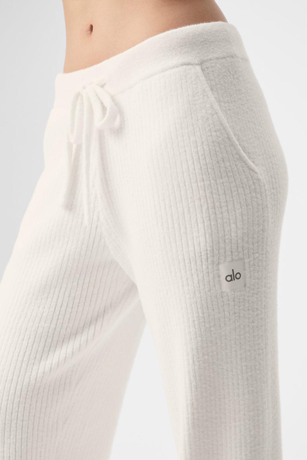 Alo Yoga Snuggle Up Sweater High-Waist Wide Leg Naisten Housut Ivory | Suomi  0745-TXIWK
