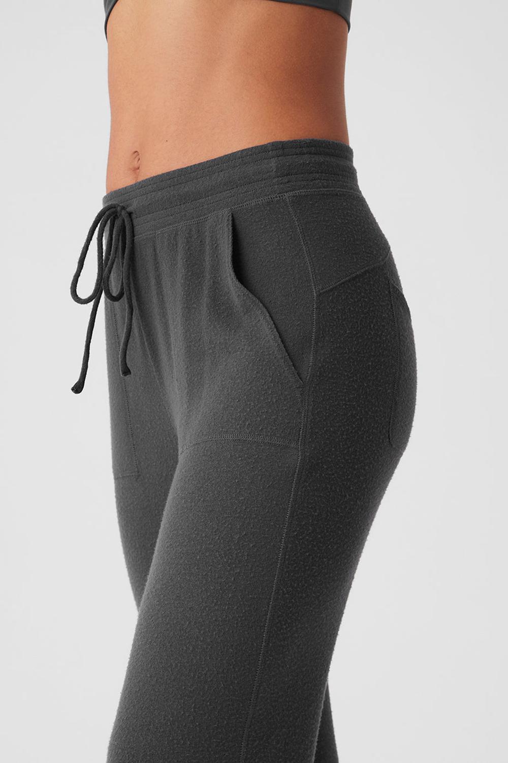Alo Yoga Soho Naisten Collegehousut Anthracite | Suomi  4165-RYVLG