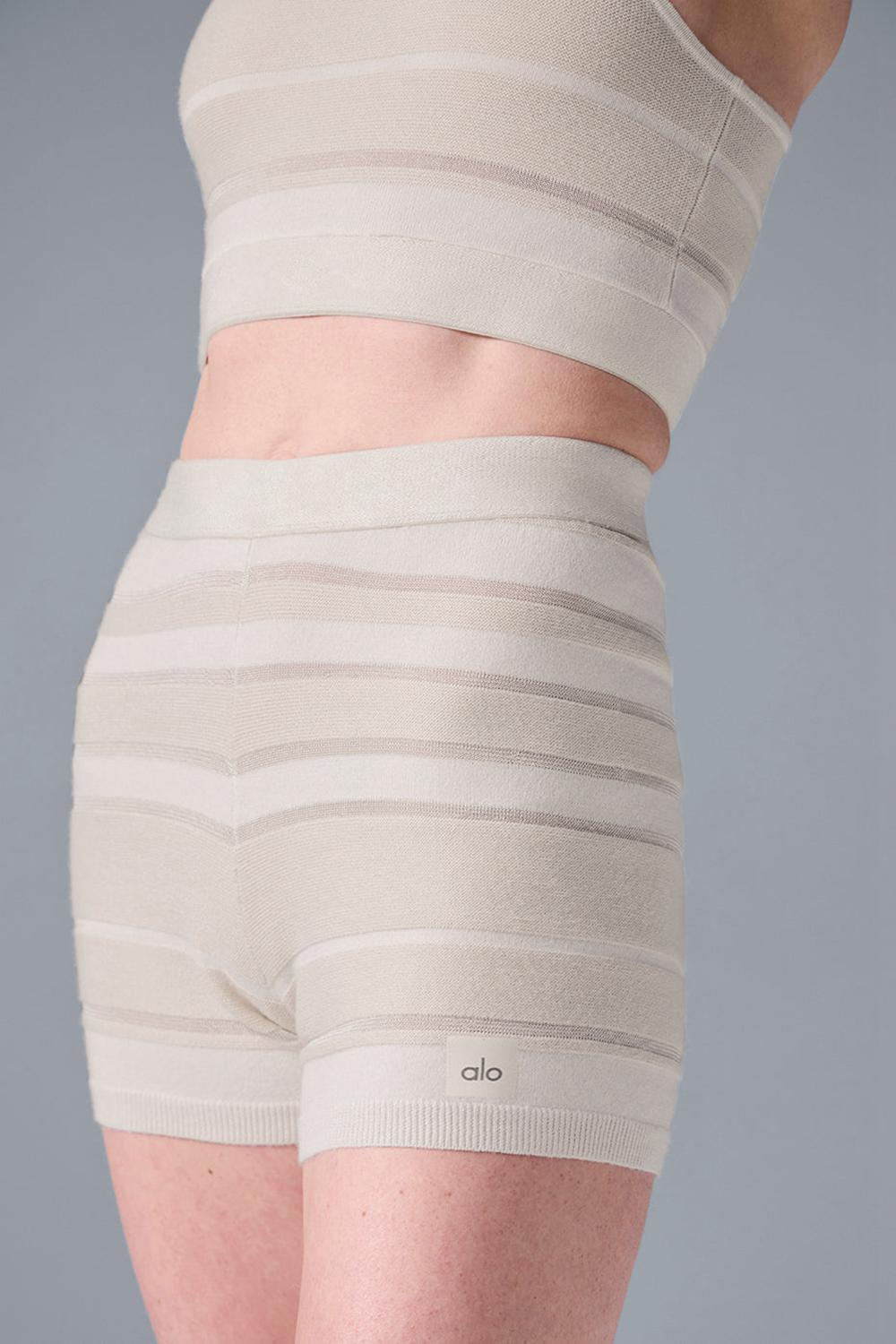 Alo Yoga Sport Play High-Waist Knit Naisten Shortsit Ivory / Alabaster | Suomi  6351-YGLDQ