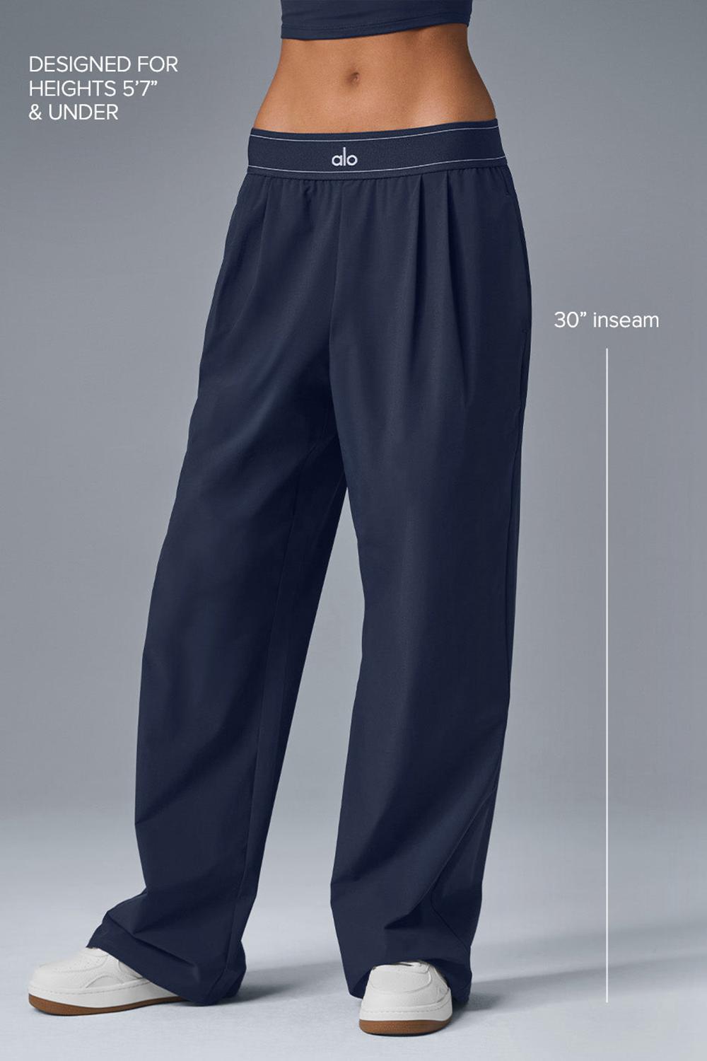 Alo Yoga Suit Up (Regular) Naisten Housut Laivastonsininen | Suomi  6931-IJTQP