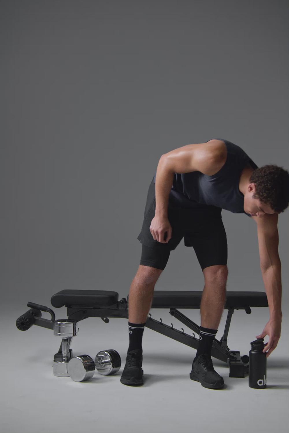 Alo Yoga The Triumph Muscle Miesten Juoksupaidat Mustat | Suomi  7830-WBMES