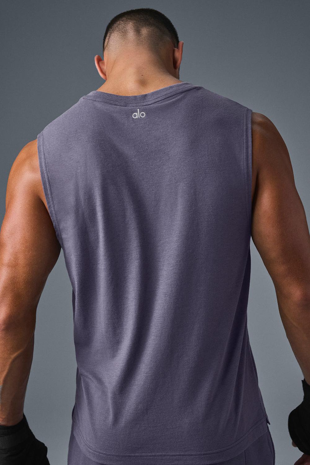 Alo Yoga The Triumph Muscle Miesten Juoksupaidat Italian Plum | Suomi  7250-TDJVO