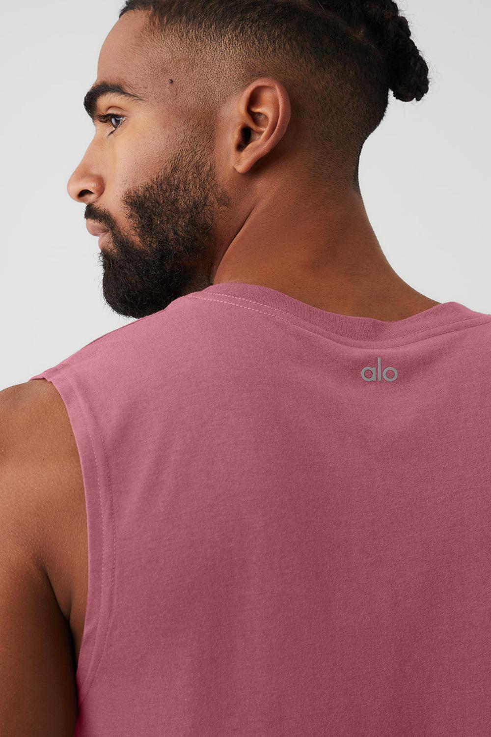 Alo Yoga The Triumph Muscle Miesten Juoksupaidat Mars Clay | Suomi  9250-PMEVA