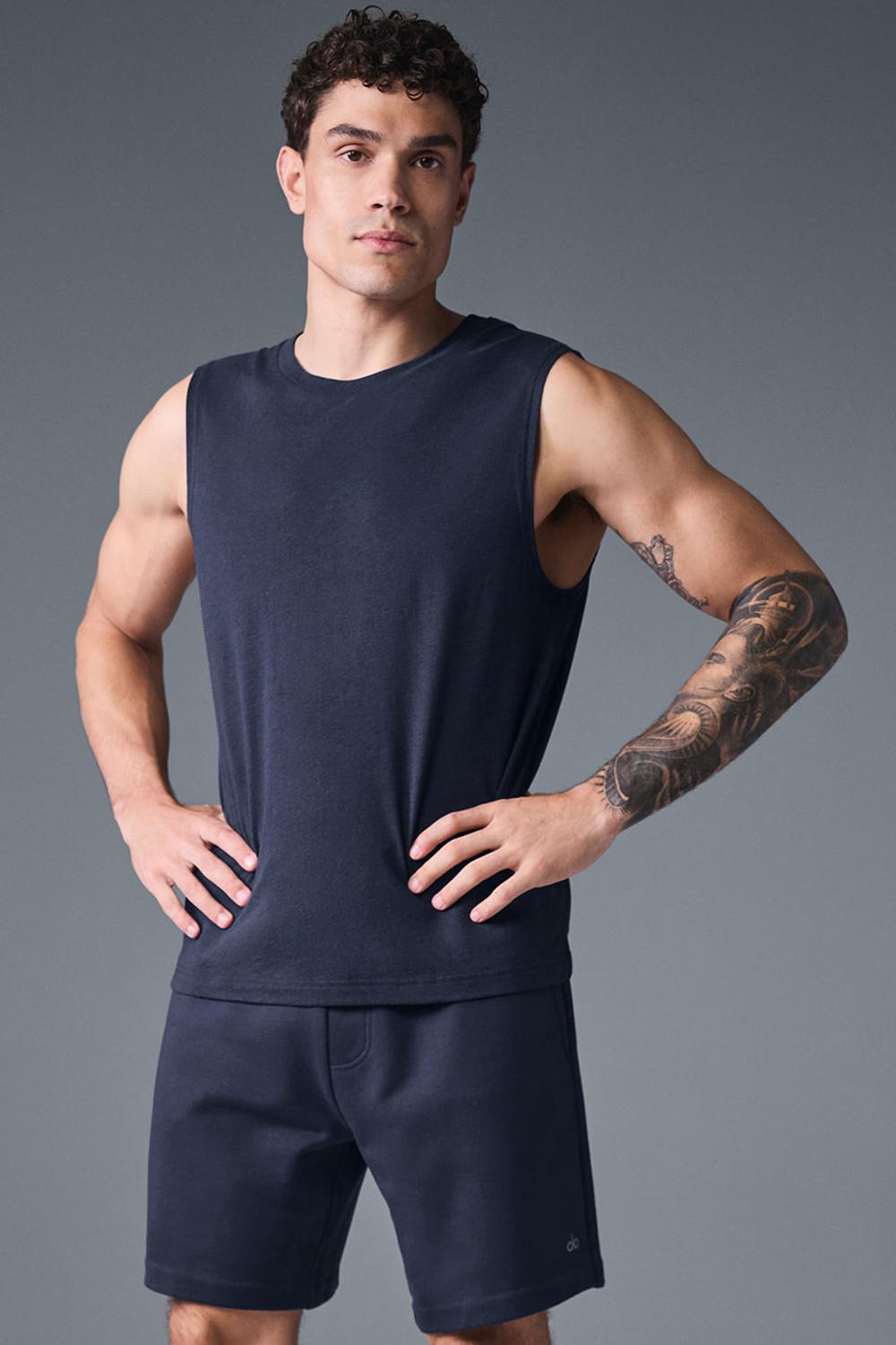 Alo Yoga The Triumph Muscle Miesten Juoksupaidat Laivastonsininen | Suomi  1680-KWRZM