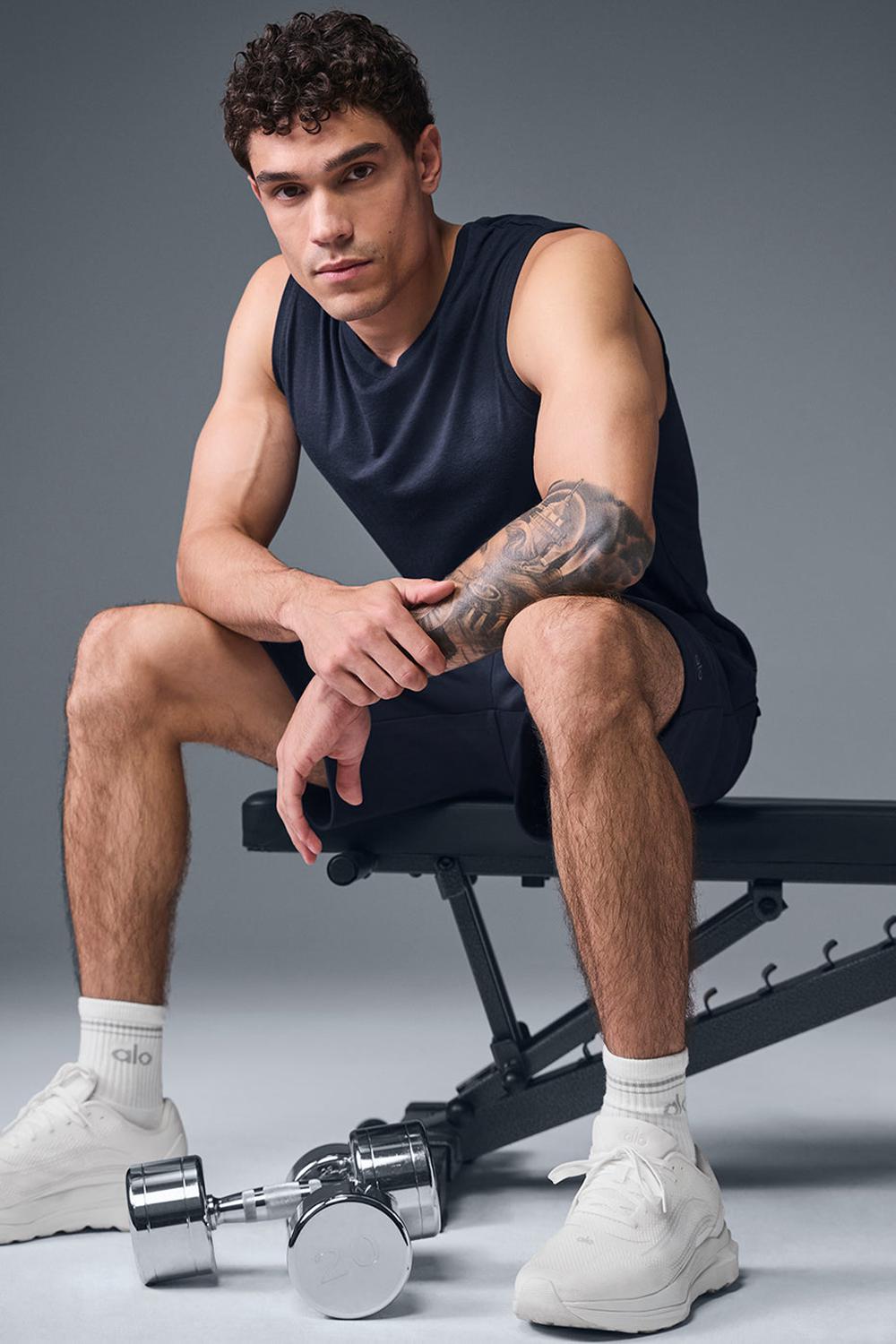 Alo Yoga The Triumph Muscle Miesten Juoksupaidat Laivastonsininen | Suomi  1680-KWRZM