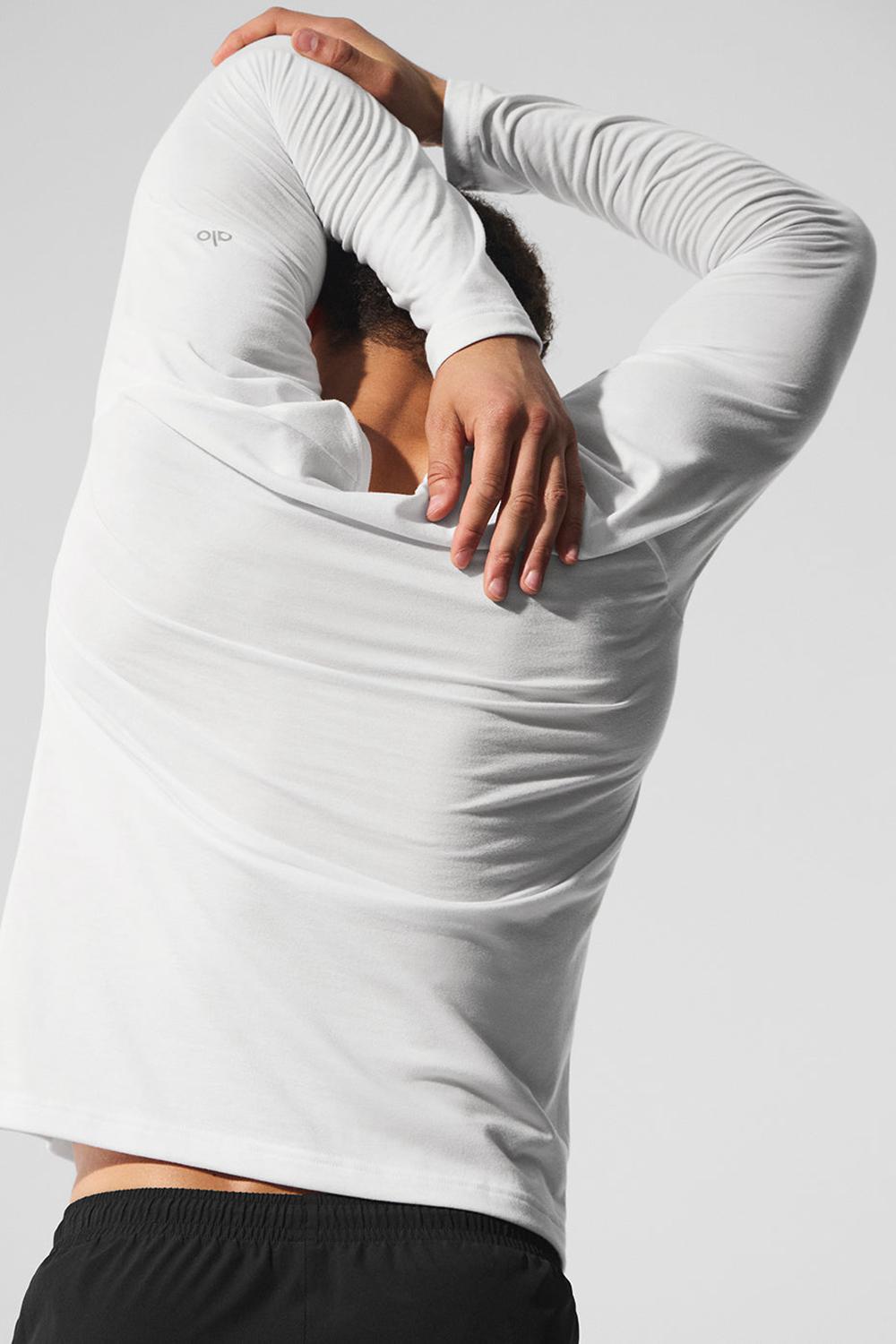 Alo Yoga Triumph Long Sleeve Miesten Juoksupaidat Valkoinen | Suomi  6023-RQLYB