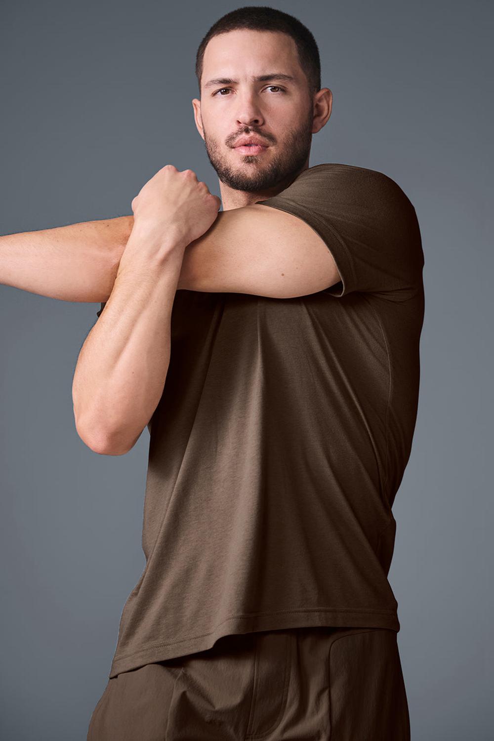 Alo Yoga Triumph Miesten Juoksupaidat Espresso | Suomi  8942-HZXQG