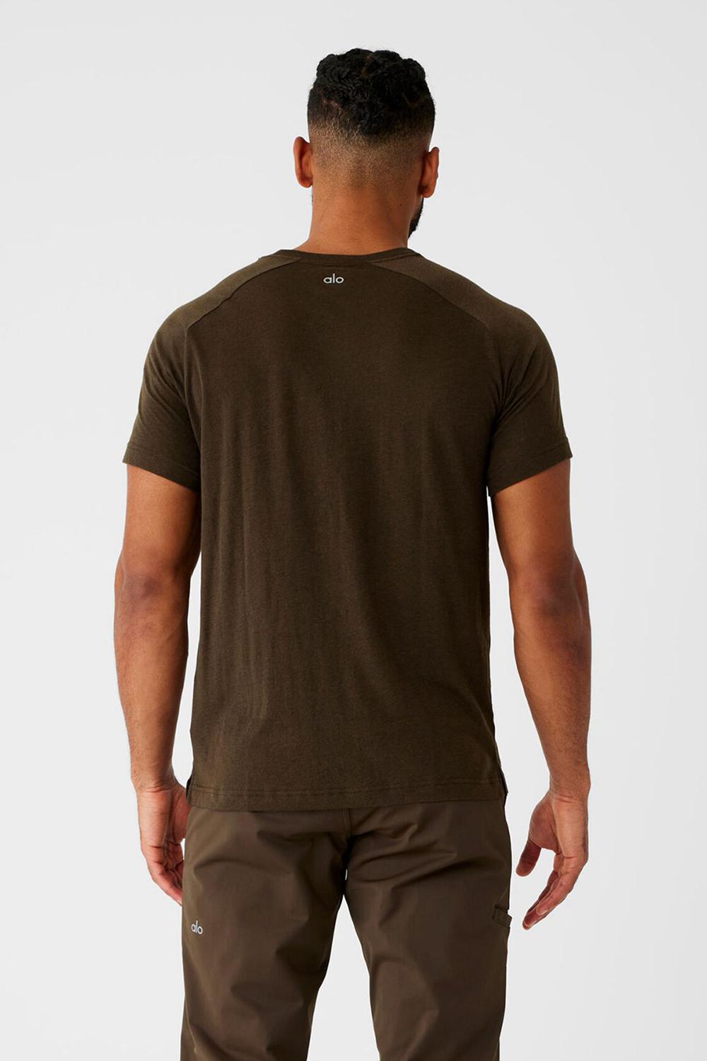 Alo Yoga Triumph Raglan Miesten Juoksupaidat Espresso | Suomi  6157-TISYG