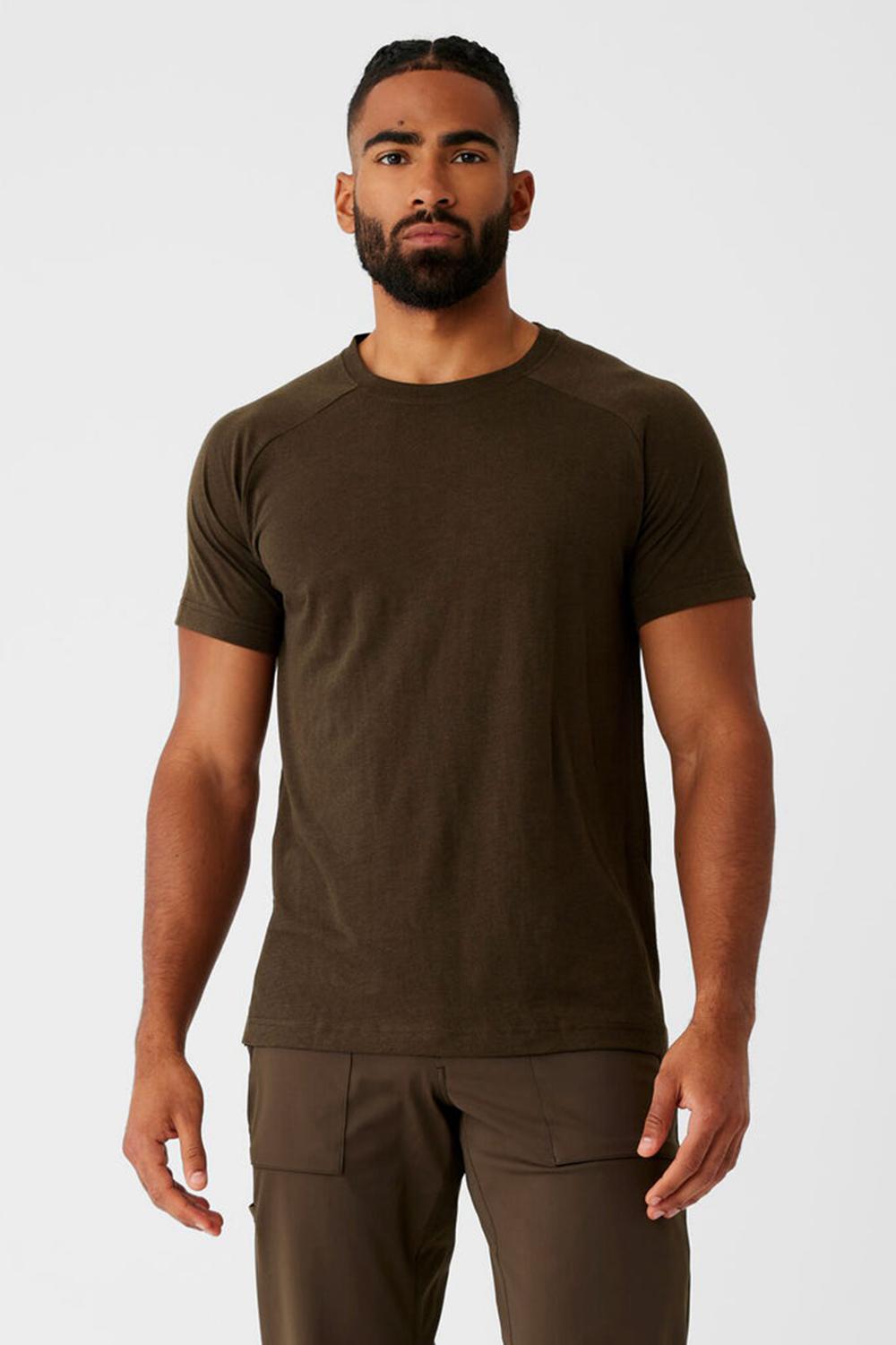 Alo Yoga Triumph Raglan Miesten Juoksupaidat Espresso | Suomi  6157-TISYG