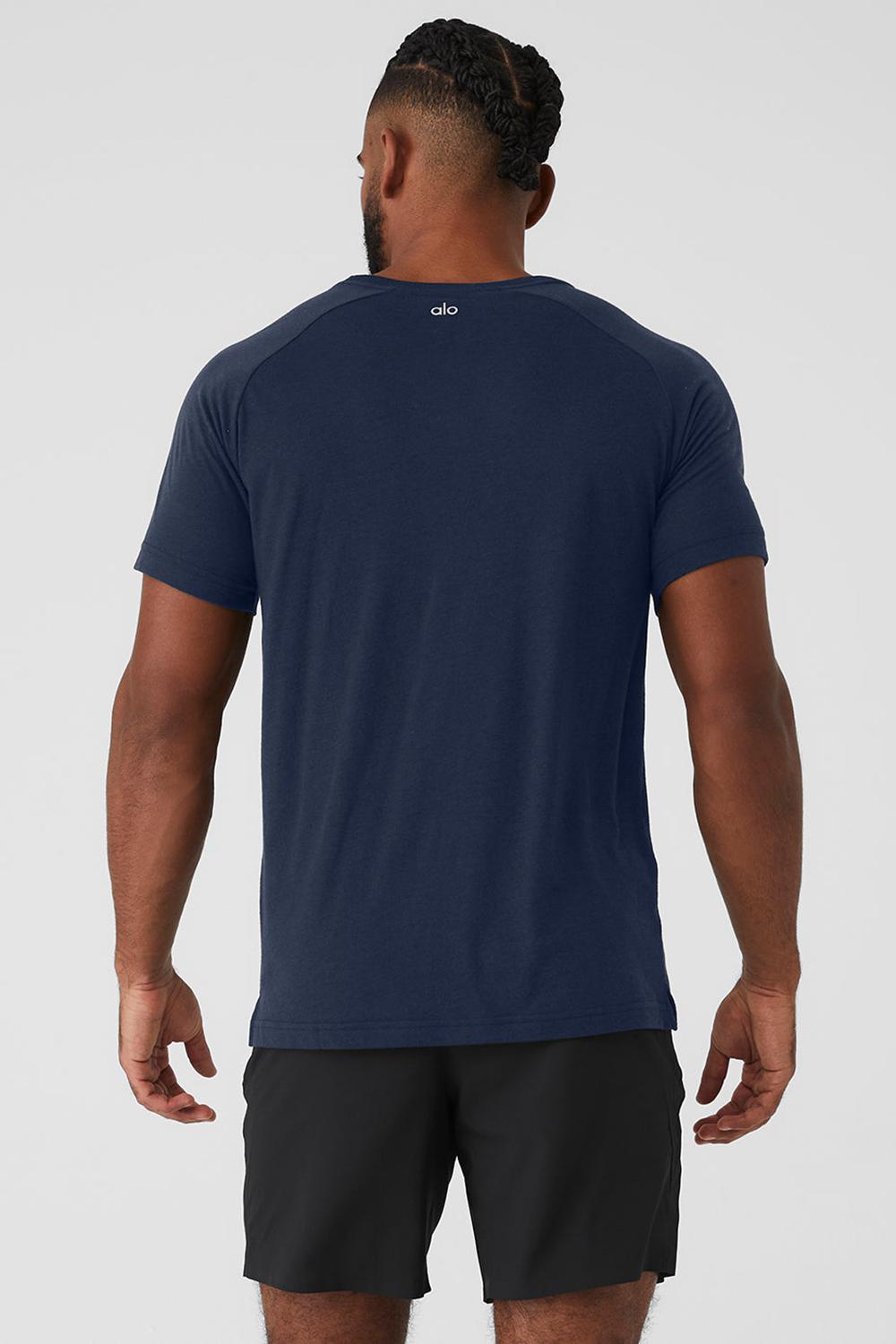 Alo Yoga Triumph Raglan Miesten Juoksupaidat Laivastonsininen | Suomi  7534-RKMTL