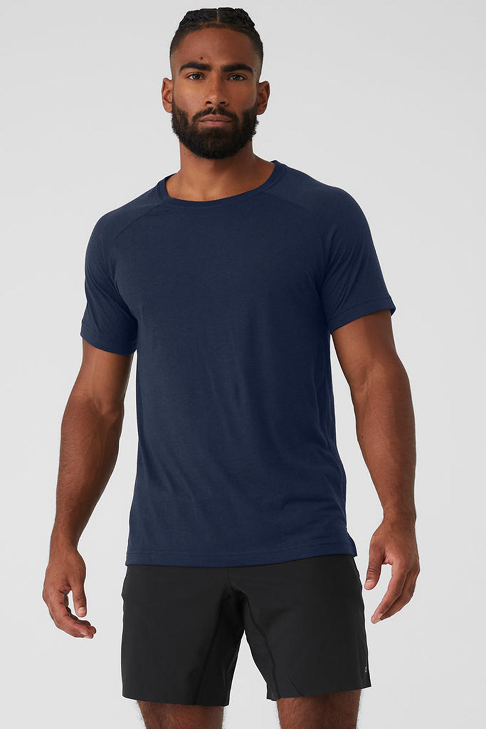 Alo Yoga Triumph Raglan Miesten Juoksupaidat Laivastonsininen | Suomi  7534-RKMTL