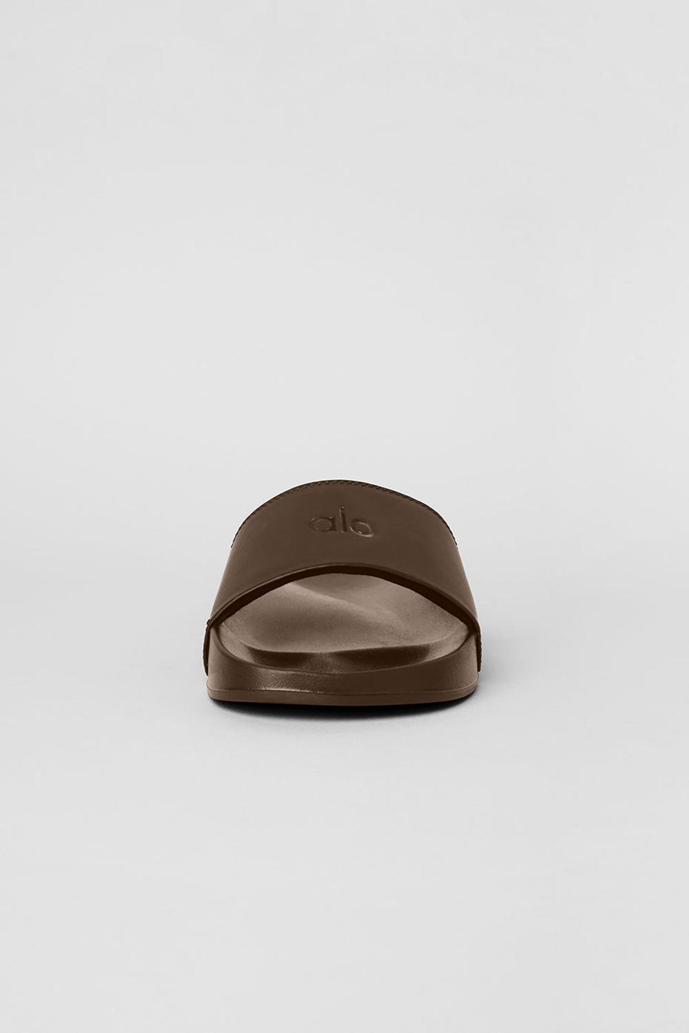 Alo Yoga Unisex It Slide Miesten Slide Espresso | Suomi  0917-QOBFC