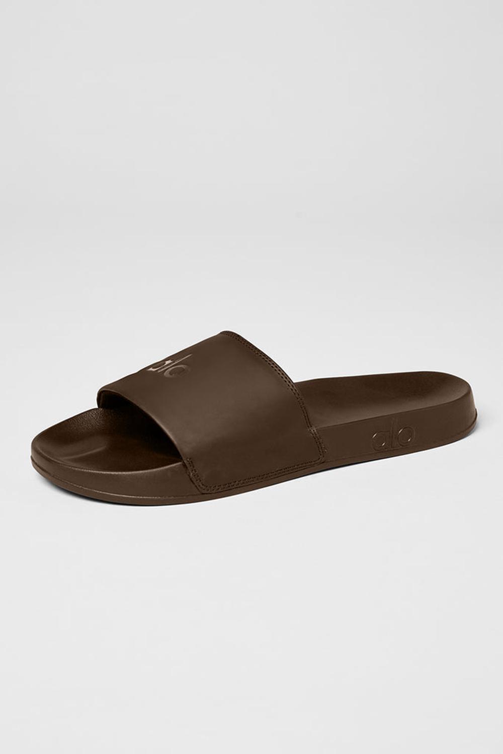 Alo Yoga Unisex It Slide Miesten Slide Espresso | Suomi  0917-QOBFC