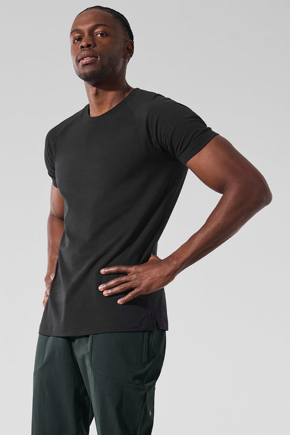 Alo Yoga Vapor Crewneck Miesten Short Sleeve Mustat | Suomi  1304-AQYRP