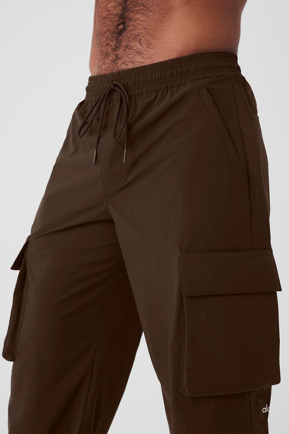 Alo Yoga Voyage Utility Cargo Miesten Housut Espresso | Suomi  7341-ONYVK
