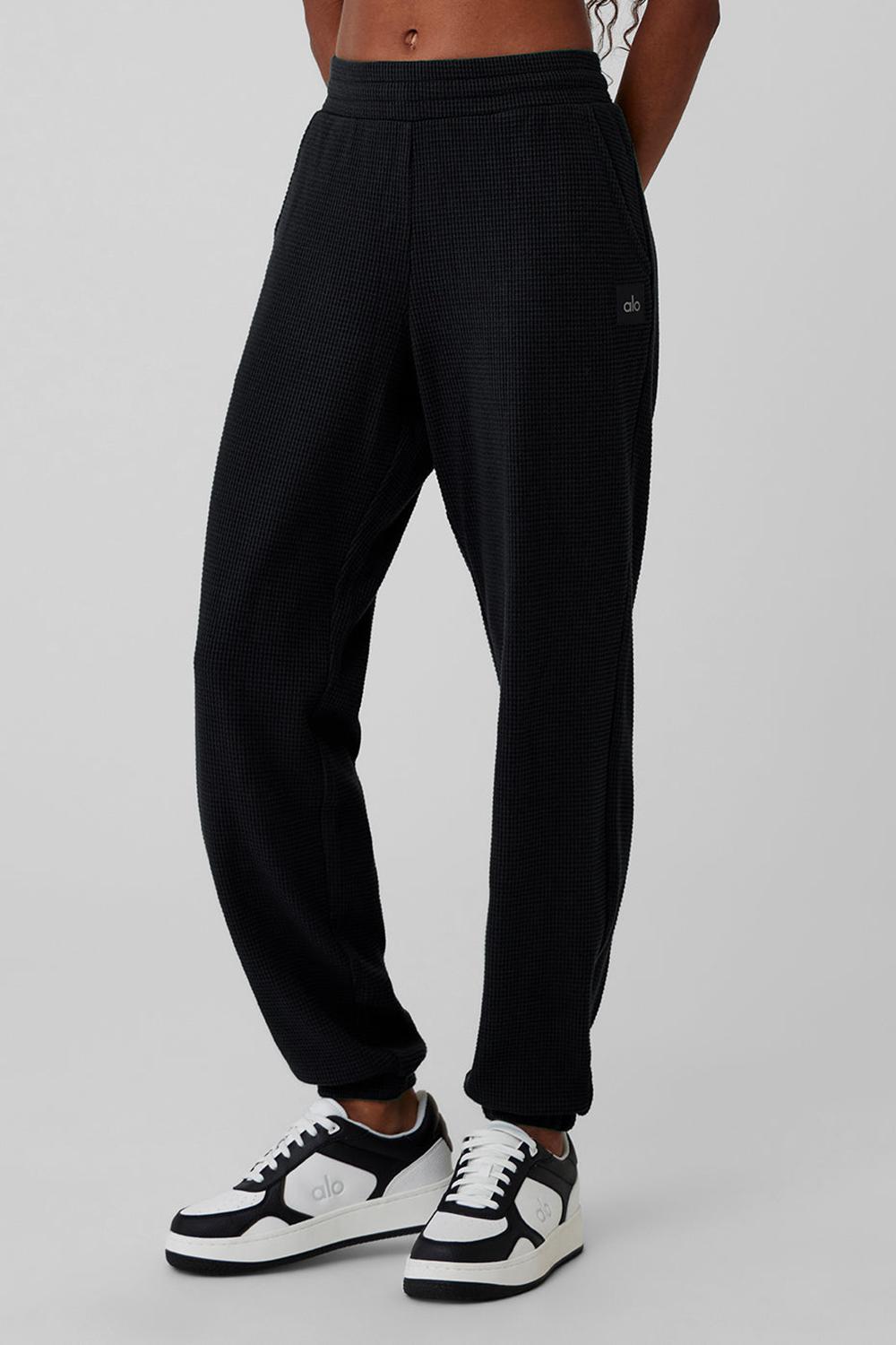 Alo Yoga Waffle Weekend Escape Naisten Jogger Housut Mustat | Suomi  0179-PGEAB
