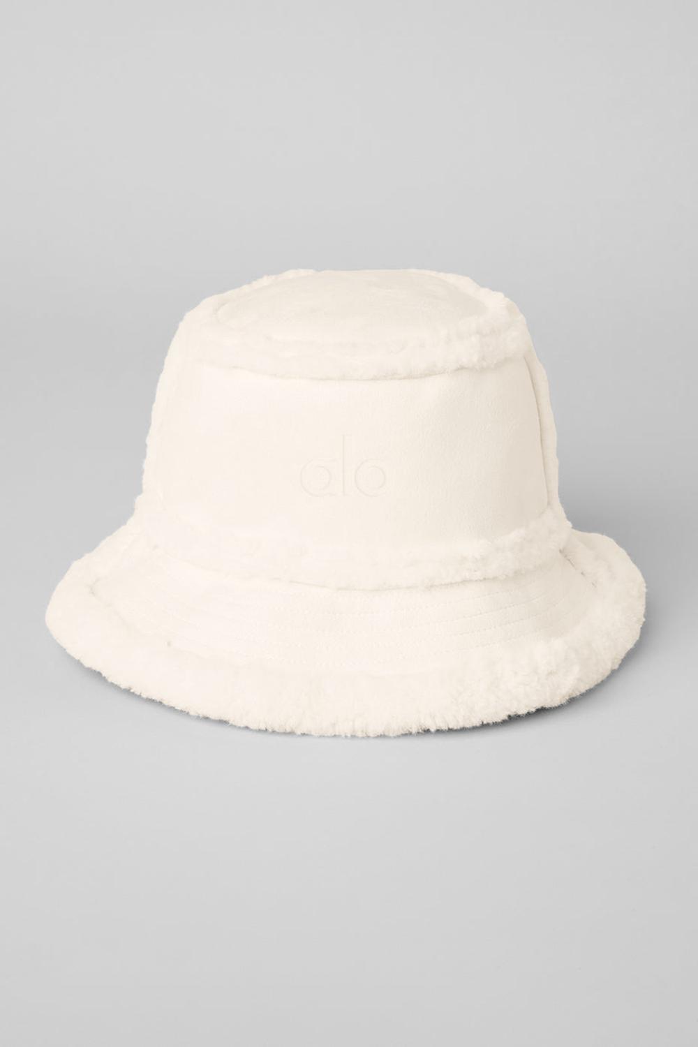 Alo Yoga Winterfun Miesten Bucket Hattu Ivory | Suomi  7958-TFZOB