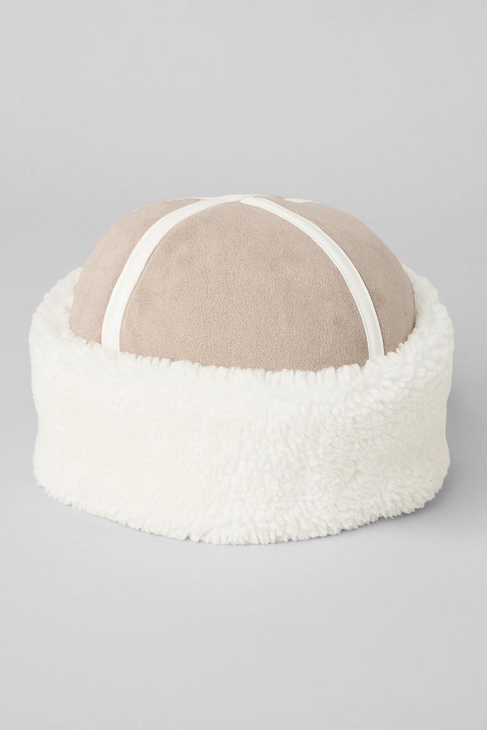 Alo Yoga Winterfun Zhivago Naisten Hatut Oat / Ivory | Suomi  9613-JMVOG